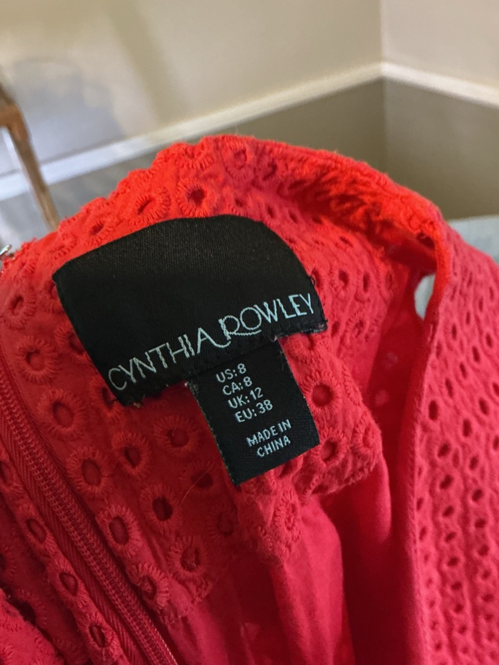 Cynthia Rowley Red Eyelet Shift Dress Size 8 Sleeveless Scalloped Hem Summer - Picture 11 of 12